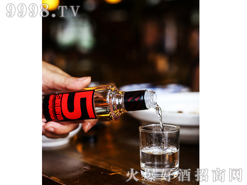 ����Fiveϵ��45�ȝ����Ͱ׾�Сƿ�b125mlԇ�-�׾�������Ϣ