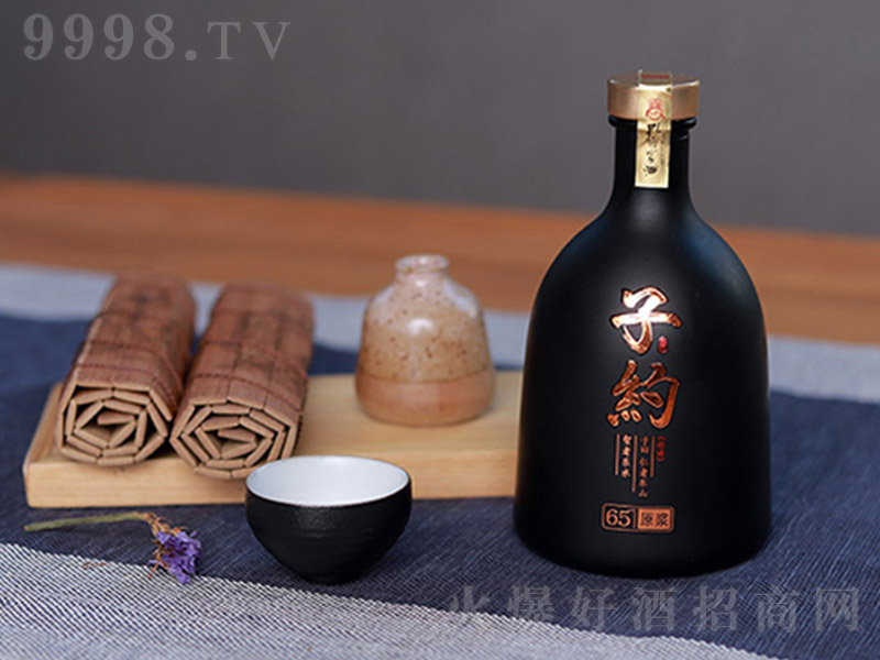 �Ӽs��ԭ�{ �����Ͱ׾ơ�65�� 500ml��