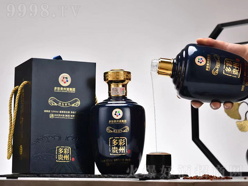 ����F�ݾƇ�(gu��)ɫ�≯ �u���Ͱ׾ơ�53�� 500ml��