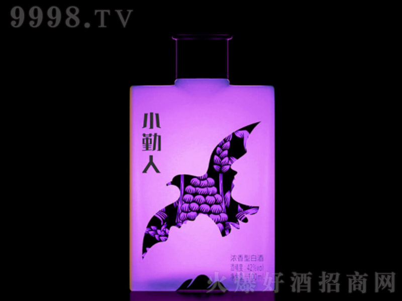 С���˲����ƿ �����Ͱ׾ơ�42�� 100ml��