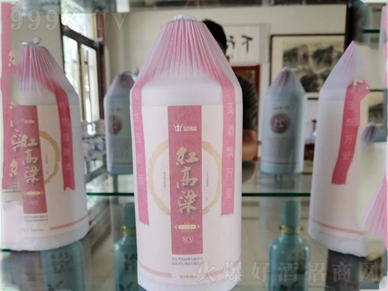 ����t����