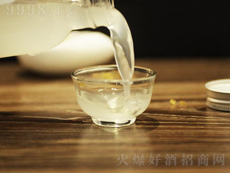 Ȫˮ�׾ơ�45��500ml��