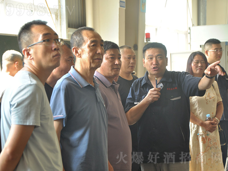 ���ӹɷݾ��yƱ�ƽ�(j��ng)�N�̻؏S��