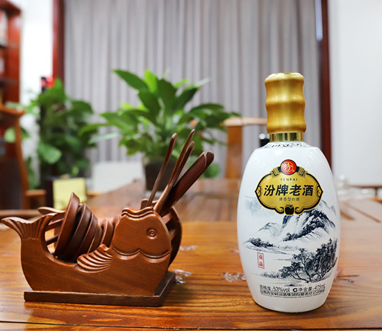 ɽ���ھƼ��F(tu��n)�����Ͼ�53�߶������ͼ��Zʳ�Y��ƿ�b��(gu��)�a(ch��n)�׾�475ml