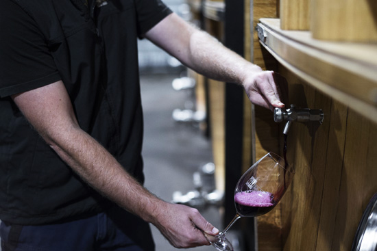 ���dɫ�ڱ����İ��ނ����������p������ؐ���f�����N�������ӵ�������