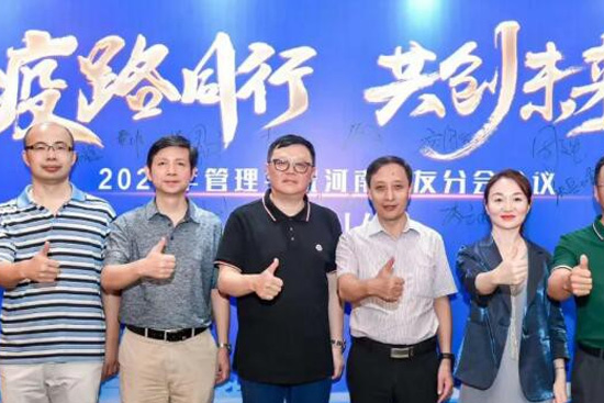 ��·ͬ�� ����(chu��ng)δ�����ſ�С�≯�y����У����������ƪ��