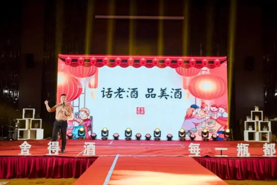 �@һ������á��鴺�L(f��ng)�����M(j��n)ǧ���f����