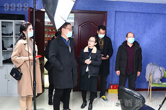 �������񷻾ƘI(y��)