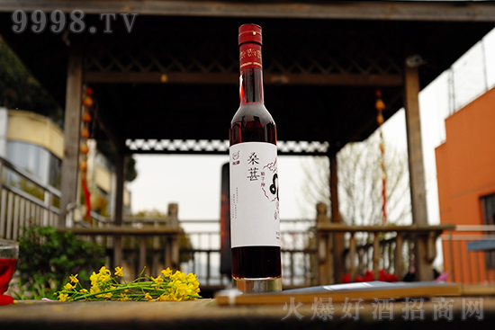 12���S�ϻ����ƃr(ji��)���S��ɣ�ر��ƵͶȻ�����415ml�r(ji��)�񣬶����X(qi��n)��