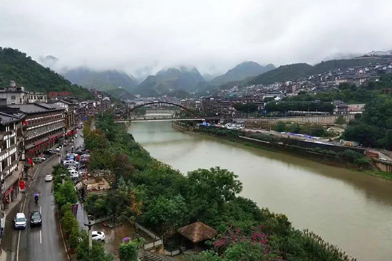 �|������