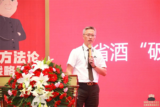 �ڸ���ԃ���F(tu��n)8����c�������S200�f(w��n)�ت�(ji��ng)��(j��ng)�I(y��ng)����F(tu��n)�(du��)