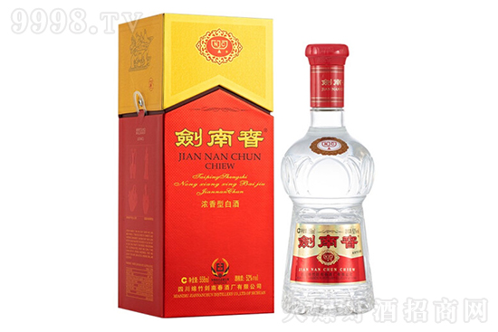 �������ϴ�ˮ����52��558ml��ƿ�b�����͸߶Ȱ׾ƃr��