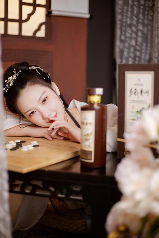 ����F�ݾ����ϵ��Ʒ�b�ƕ�(hu��)