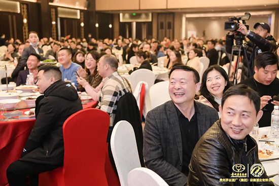 é�_���Ͼƣ�ͬ��ͬ�£�2021��Ƚ�(j��ng)�N�̕��h