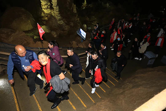 é�_���Ͼƣ�ͬ��ͬ�£�2021��Ƚ�(j��ng)�N�̕��h