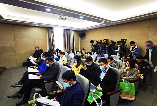 ��ʮ�Č��Ї��GɫʳƷ���[�����l(f��)�������ϲ��e�k��