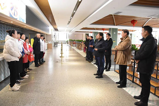 �������������҂����L�����L�������L��