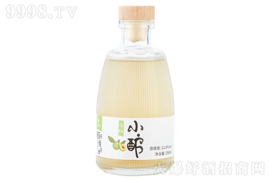 С���÷����ô�ӣ�С���÷�ƶ����Xһƿ��