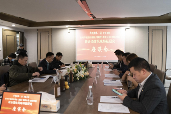 �A������c�FꖌW(xu��)Ժ���w�о����ĺ������s�����ƃxʽ�A�M�e����