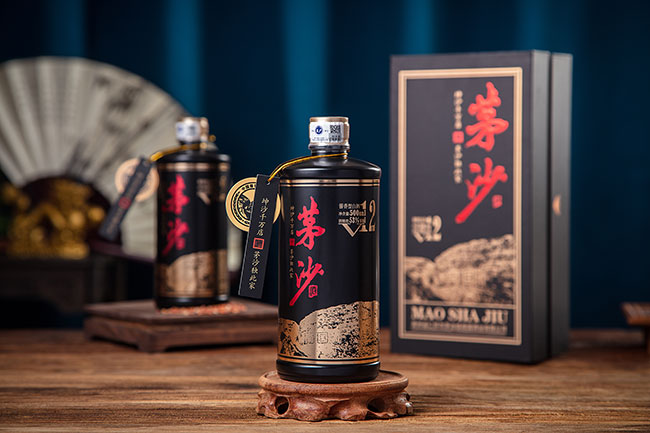 éɳ��V12 �u���Ͱ׾ƶY�С�53�� 500ml��