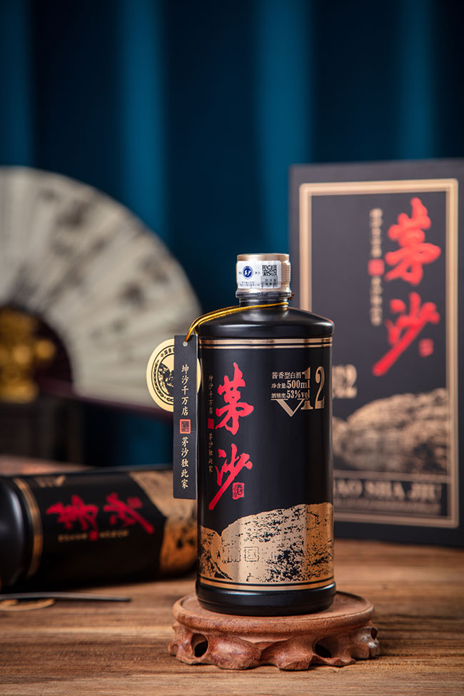 éɳ��V12 �u���Ͱ׾ƶY�С�53�� 500ml��