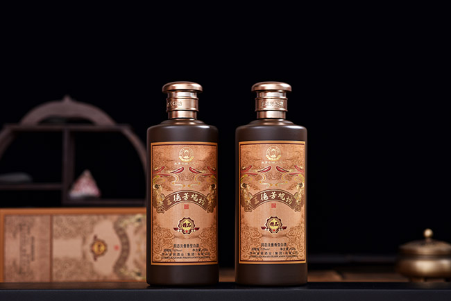 ���·������ƾ�Ʒ �u���͡�53�� 500ml��