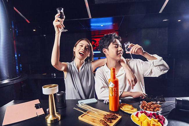 唐小米酒調(diào)色師·慶祝 濃香型【42° 500ml 150ml】