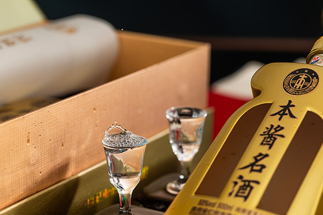 ���u����������