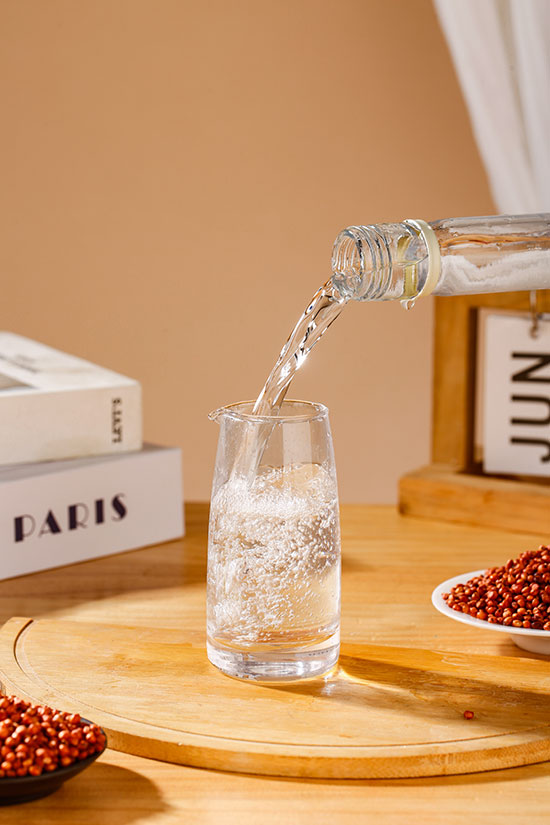 ��ˮ����Z�Ɲ����Ͱ׾ơ�42��52��500ml��