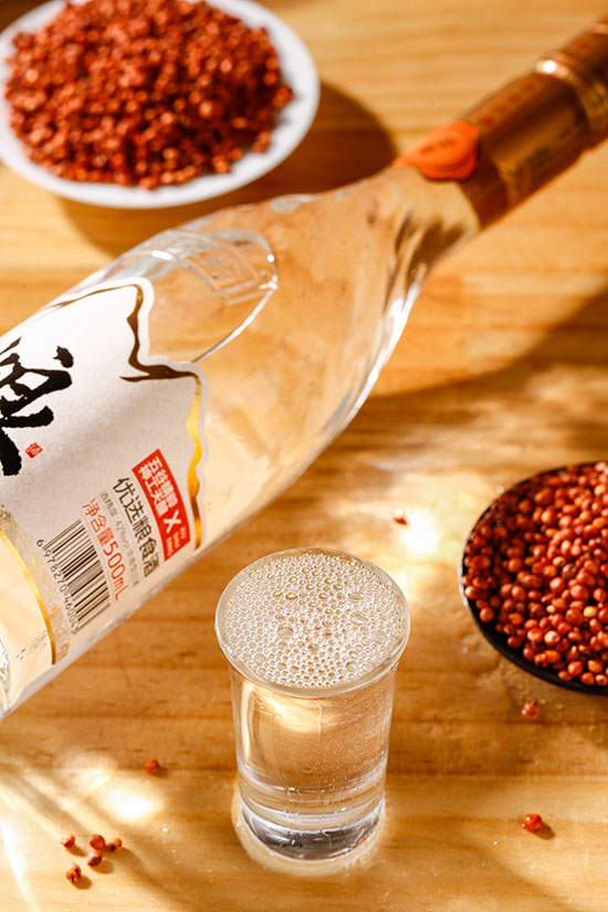 ��ˮ����Z�Ɲ����Ͱ׾ơ�42��52��500ml��