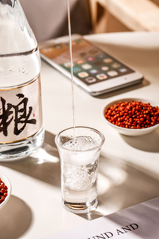 秀水坊紅糧酒濃香型白酒【52度500ml】