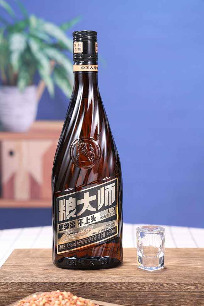 糧大師酒