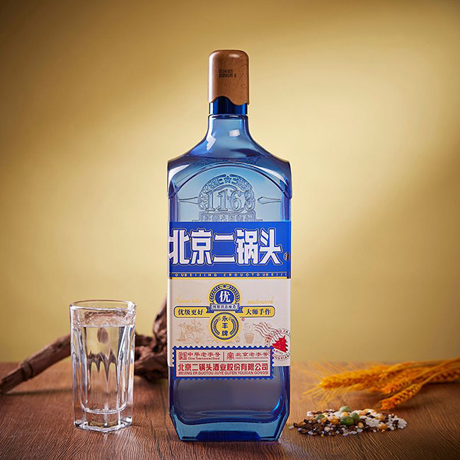 永豐牌北京二鍋頭優(yōu)級酒·大藍(lán)領(lǐng) 清香型【42° 1.5L】